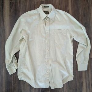 Orvis Men's Cream Button Down Shirt